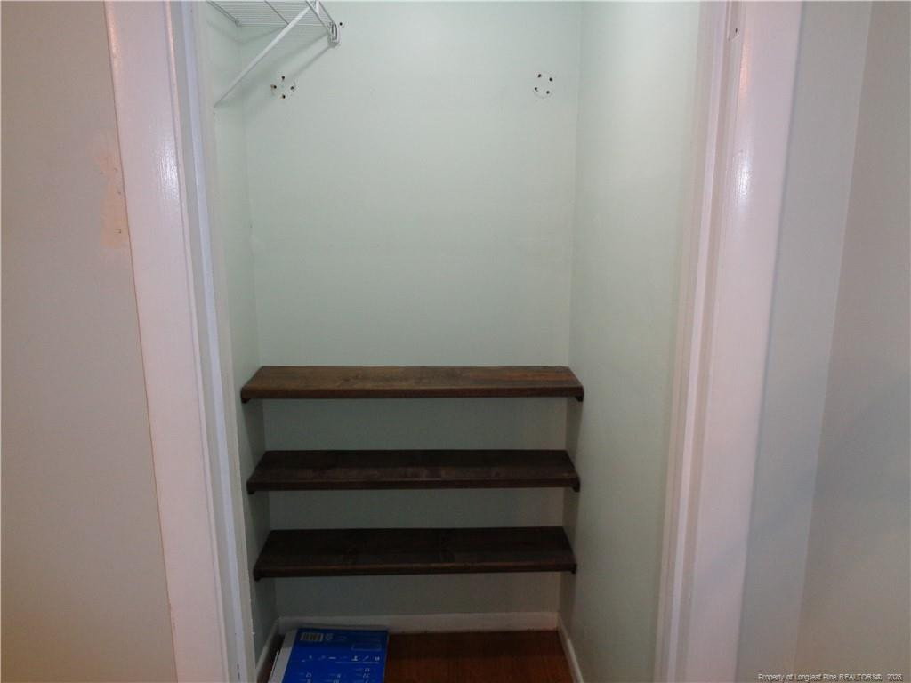 711 Fairview Street Property Photo 33