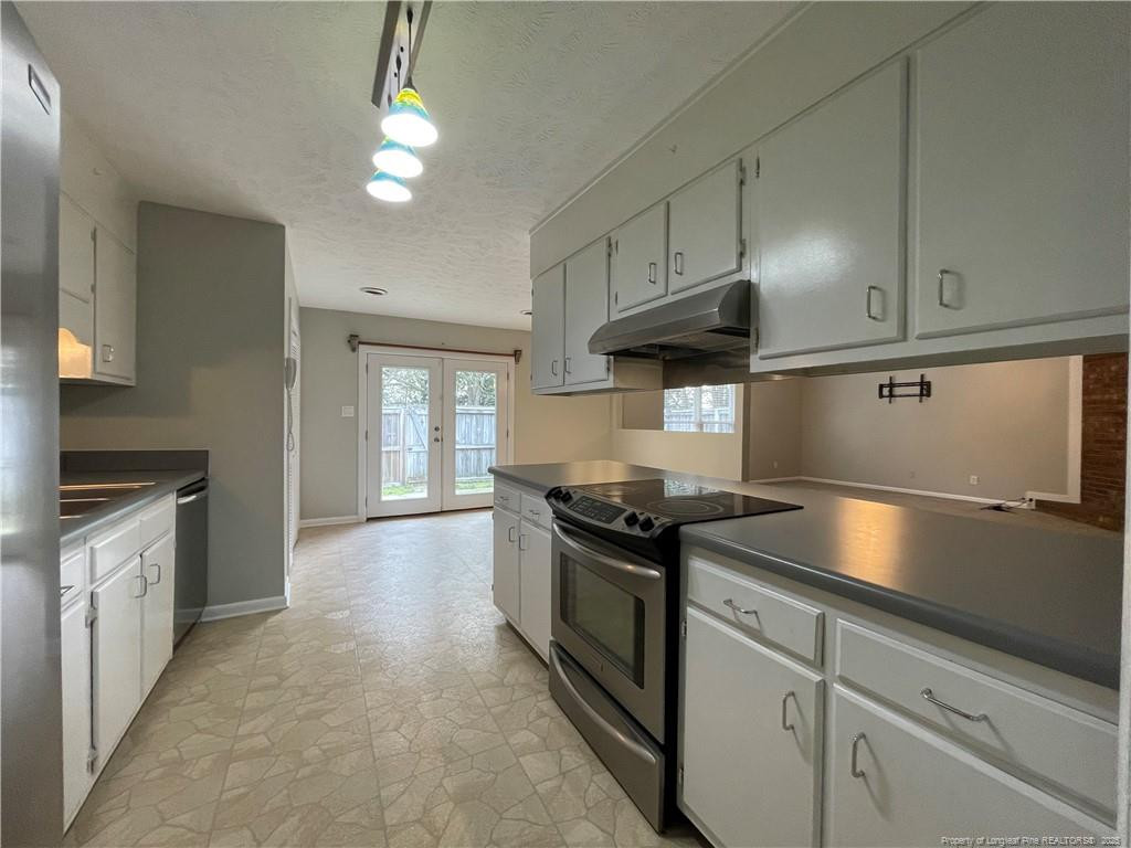 6518 Gristmill Road Property Photo 3