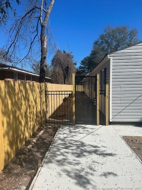 1914 Slater Avenue Property Photo 2