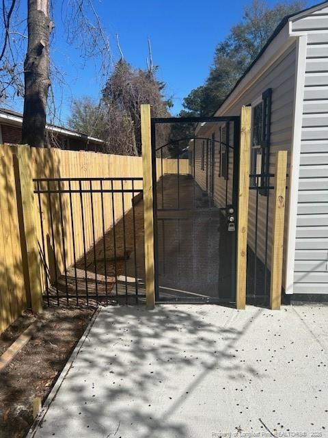 1914 Slater Avenue Property Photo 4