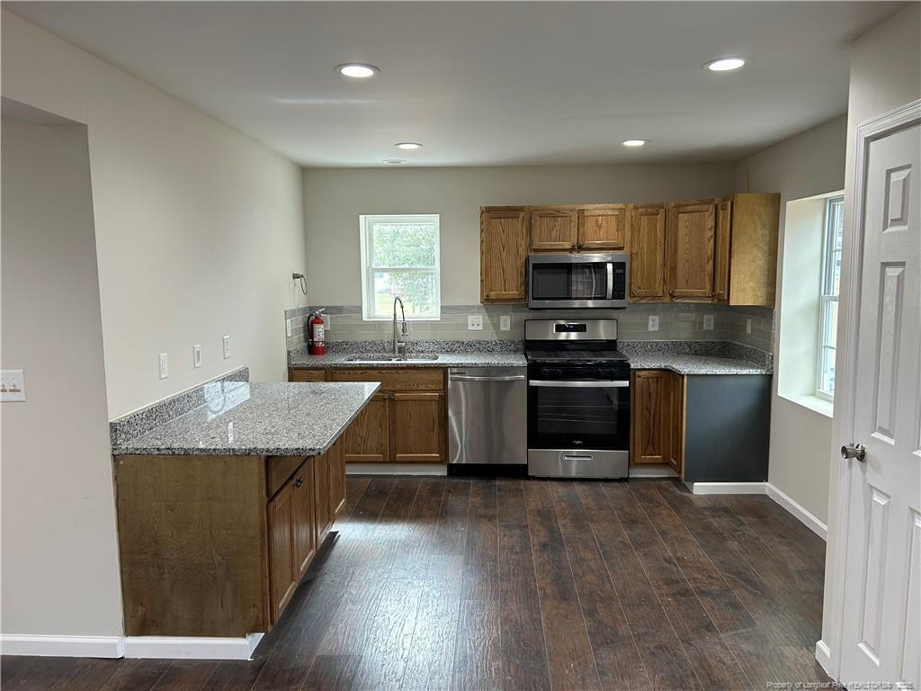 1914 Slater Avenue Property Photo 12