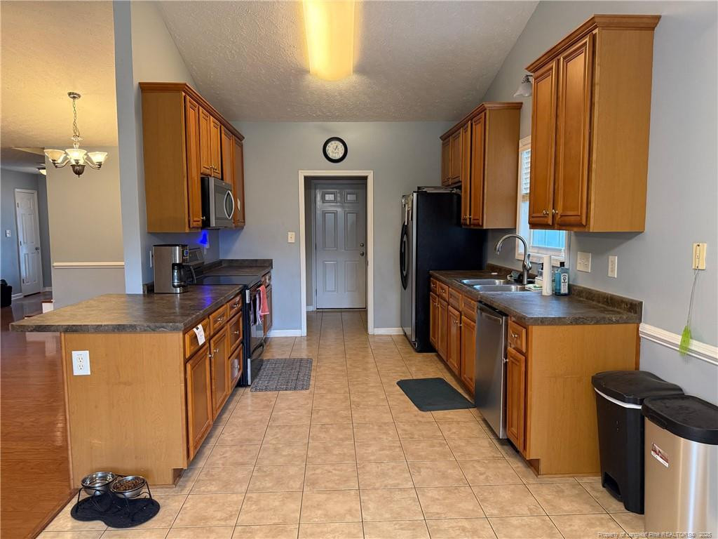 1520 Timberrock Court Property Photo 5