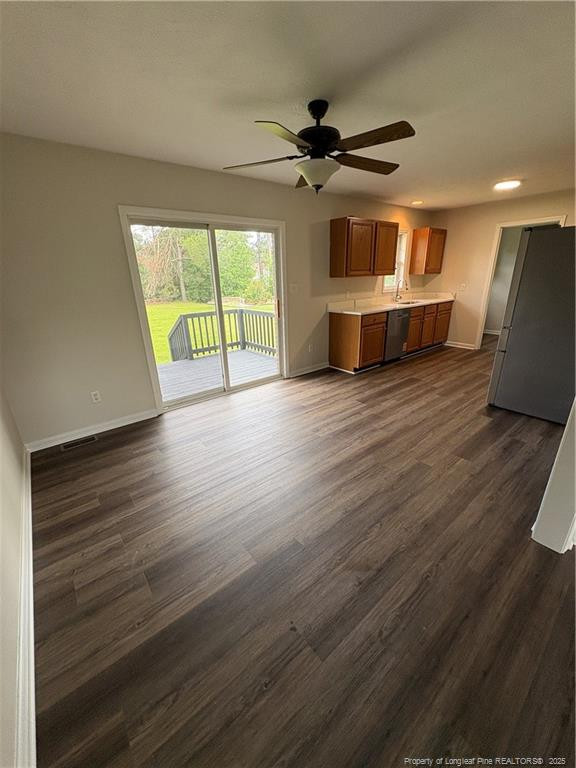 384 Oakwood Heights Drive Property Photo 6