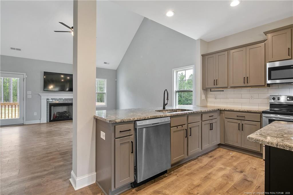 209 Nairn Street Property Photo 14