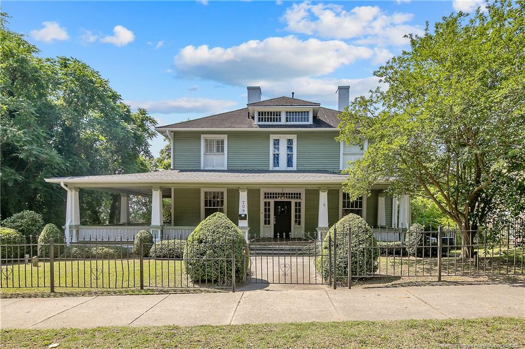 709 Hay Street Property Photo 1