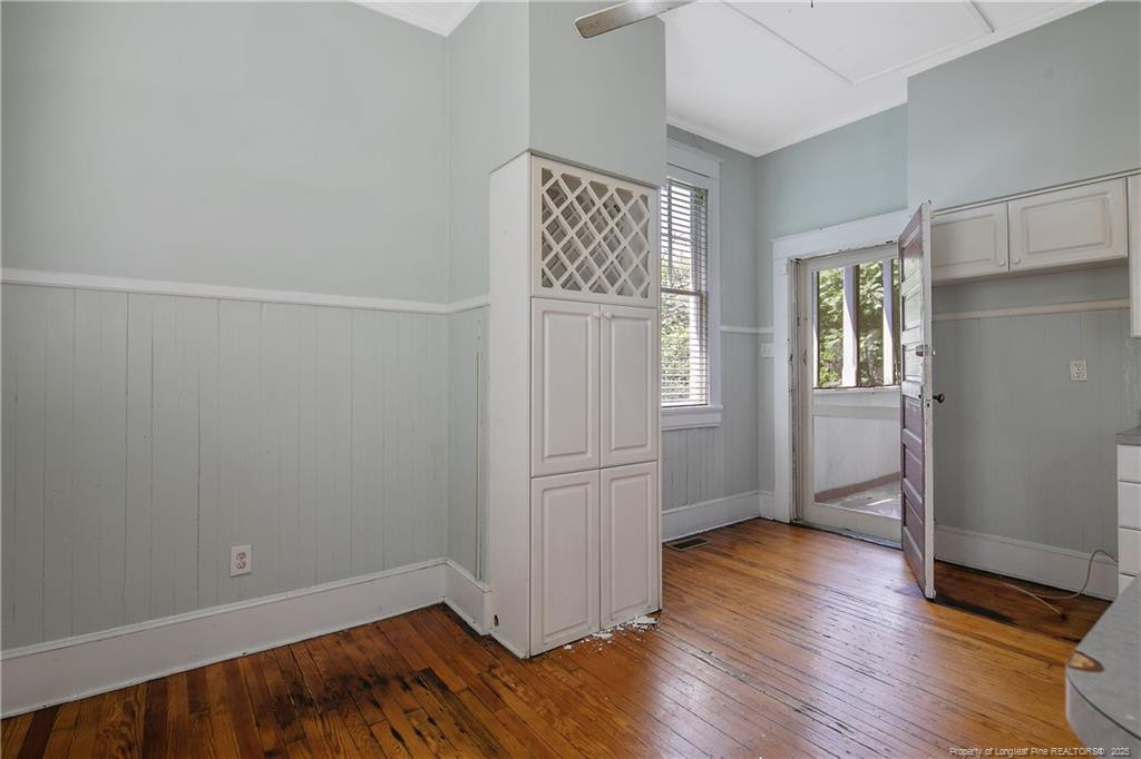 709 Hay Street Property Photo 13