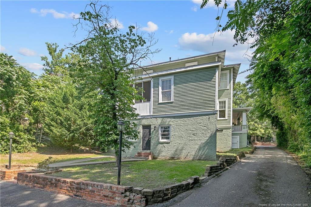 709 Hay Street Property Photo 48