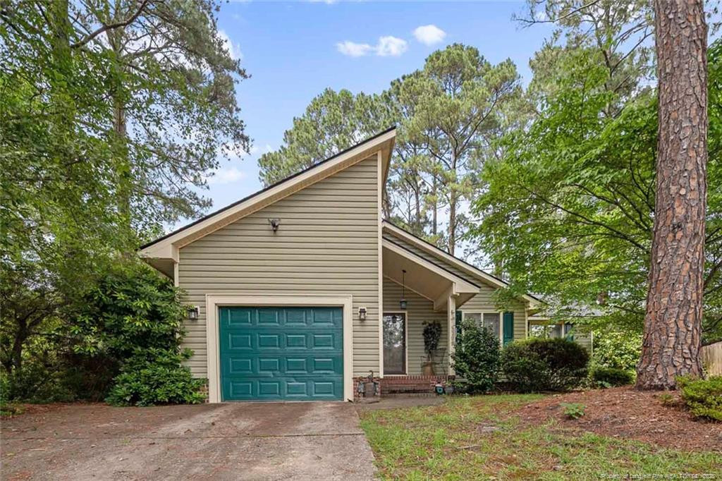 5702 Paradise Court Property Photo 1