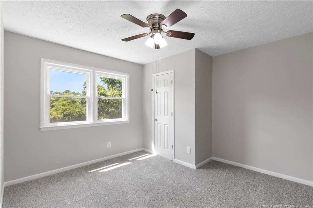 329 W Railroad Street Property Photo 30