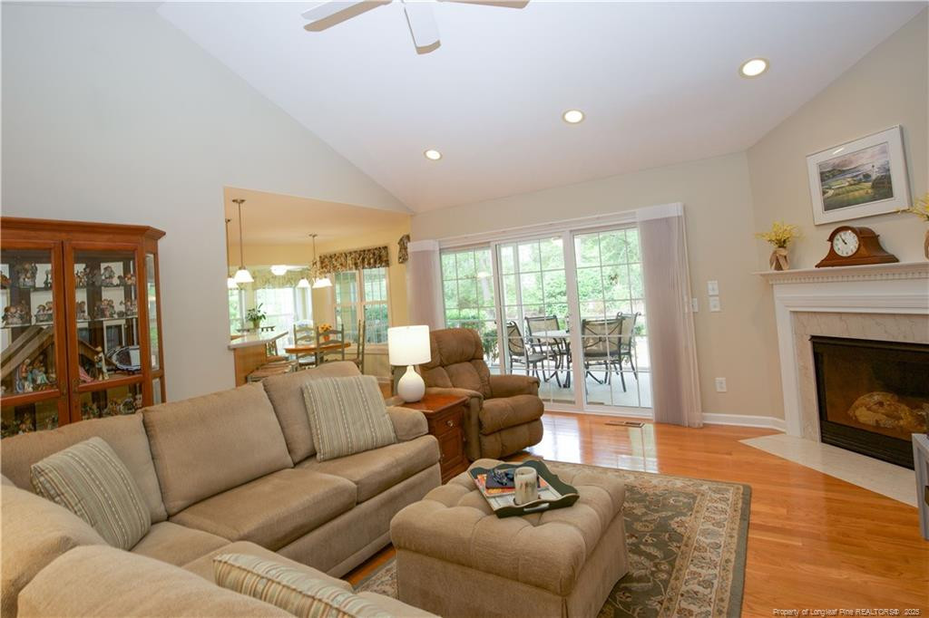 957 Blackeyed Susan Place Property Photo 6