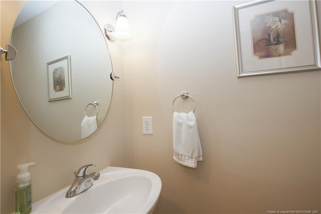 957 Blackeyed Susan Place Property Photo 26