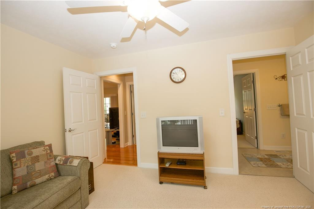 957 Blackeyed Susan Place Property Photo 36