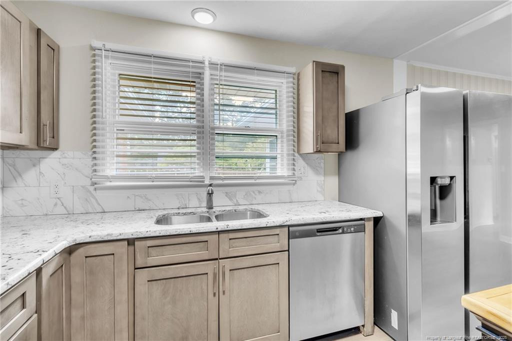 1408 Delmar Street Property Photo 11