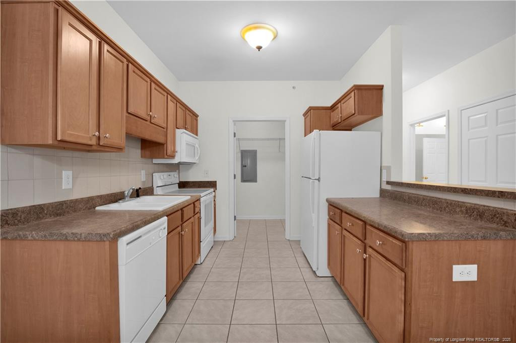612 Marshtree Lane # 304 Property Photo 11