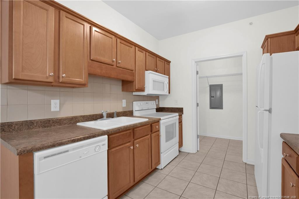 612 Marshtree Lane # 304 Property Photo 12