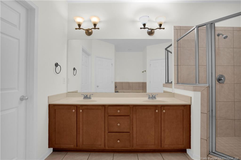 612 Marshtree Lane # 304 Property Photo 18