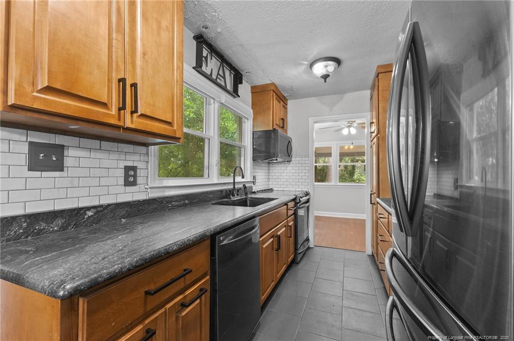 1905 McGougan Road Property Photo 1