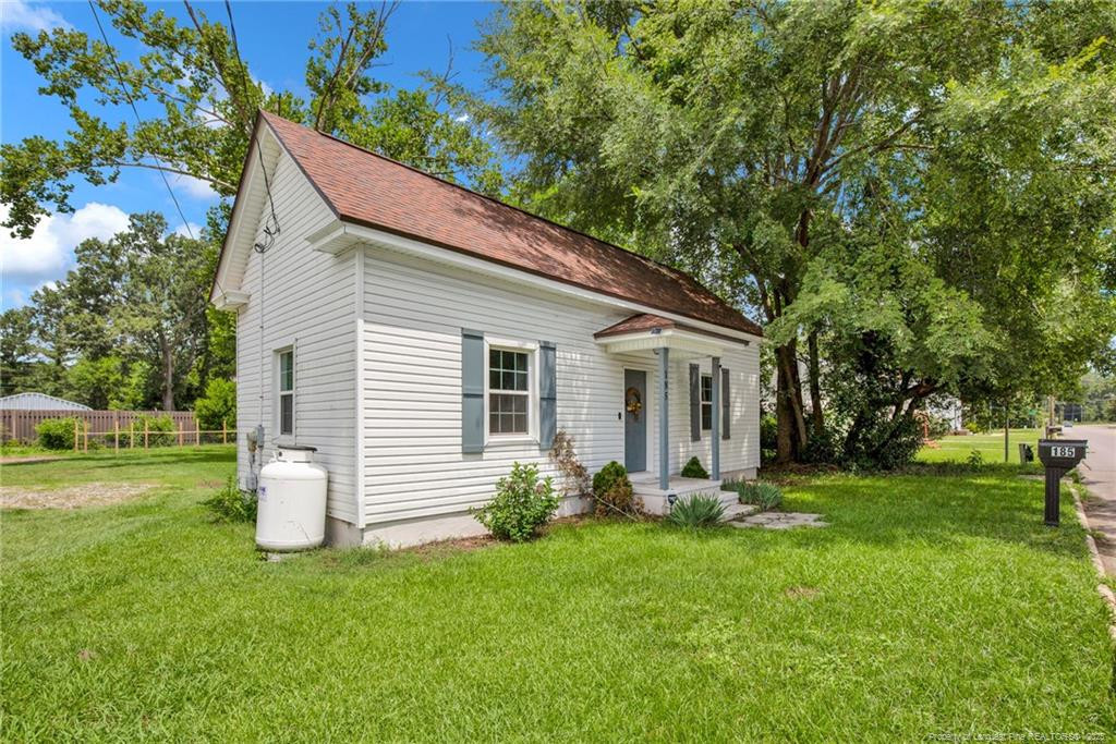 185 N Fayetteville Street Property Photo 3