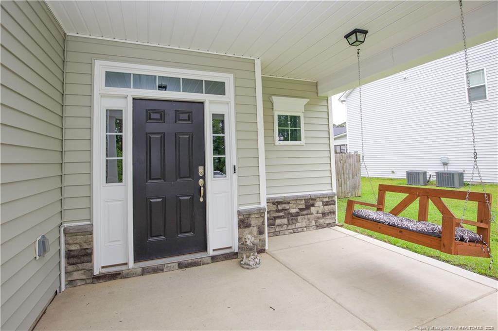 435 Lancaster Drive Property Photo 2
