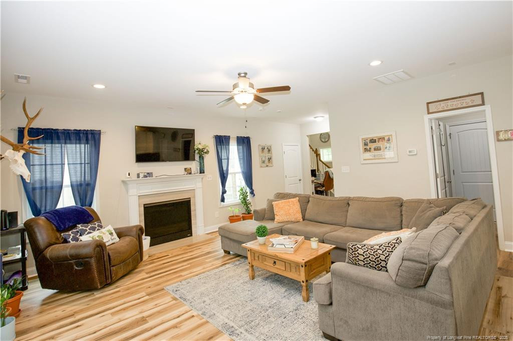 435 Lancaster Drive Property Photo 7