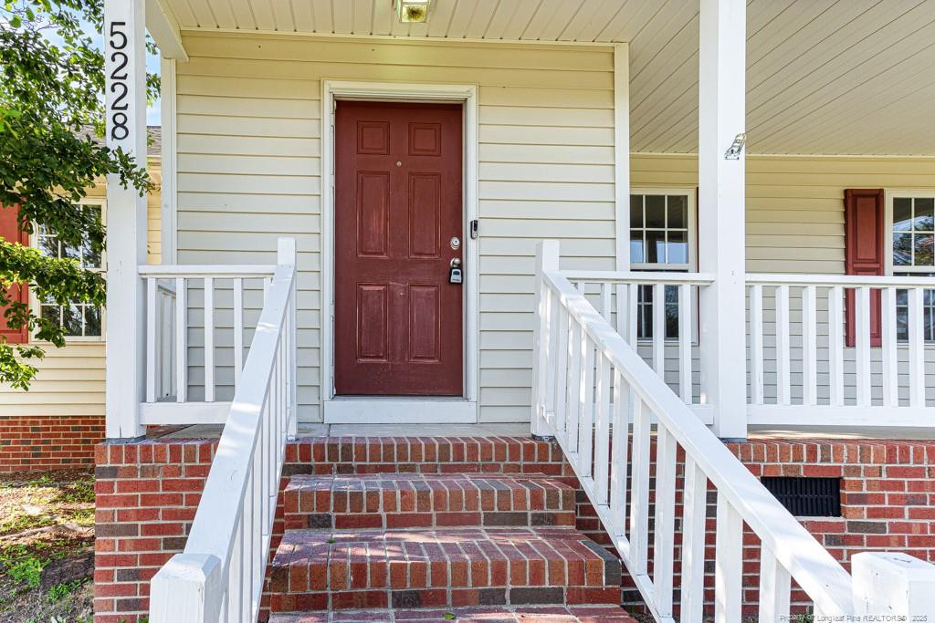 5228 Wallbrook Drive Property Photo 3