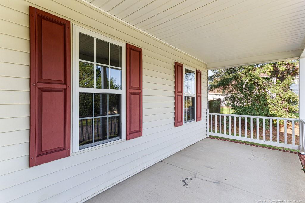 5228 Wallbrook Drive Property Photo 4