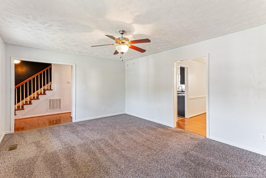 5228 Wallbrook Drive Property Photo 9