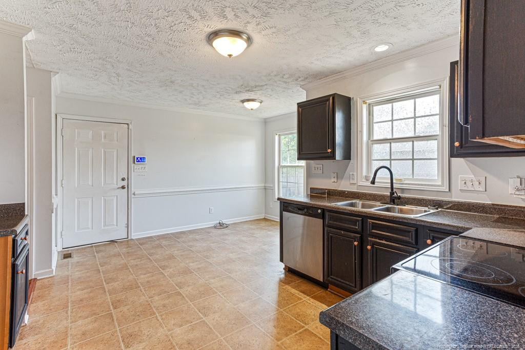 5228 Wallbrook Drive Property Photo 13