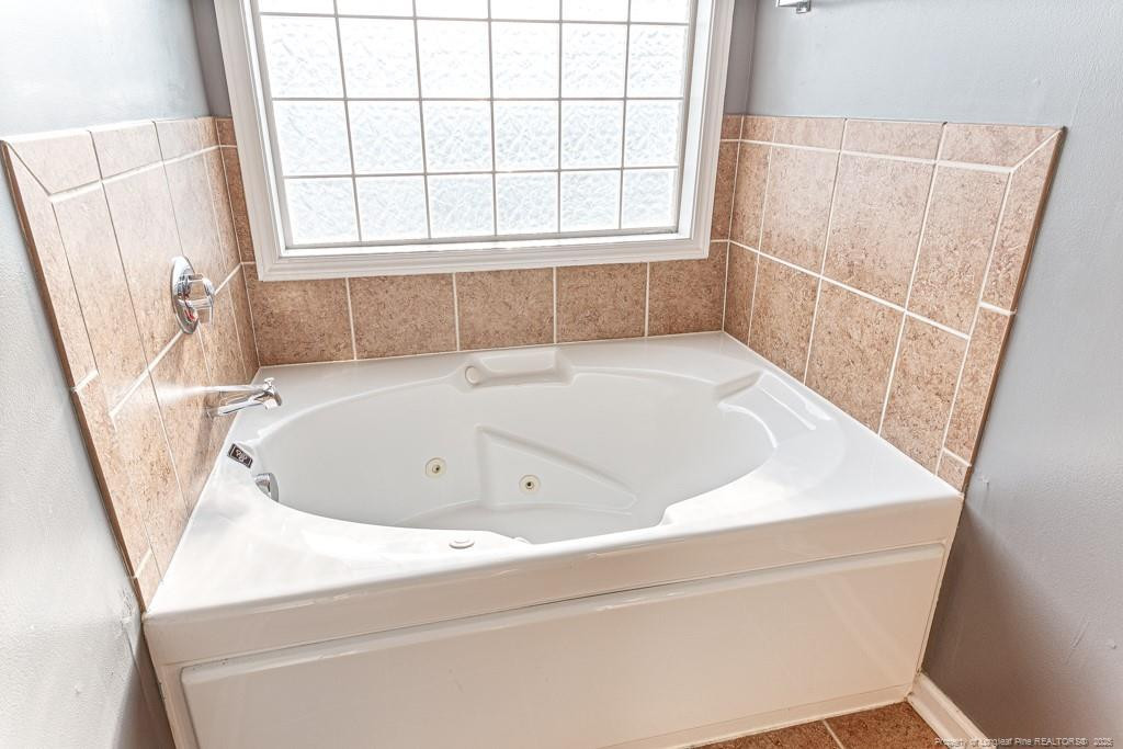 5228 Wallbrook Drive Property Photo 29