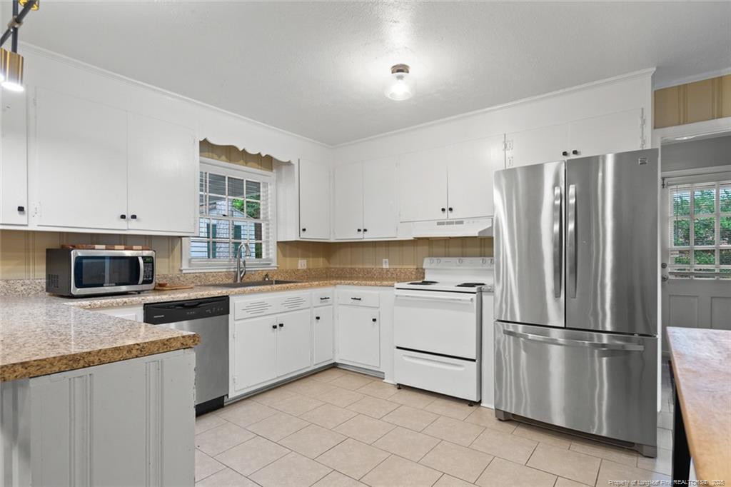 2613 N Edgewater Drive Property Photo 12