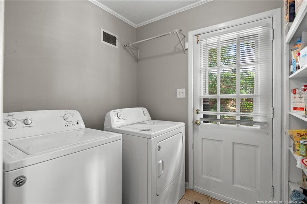 2613 N Edgewater Drive Property Photo 21