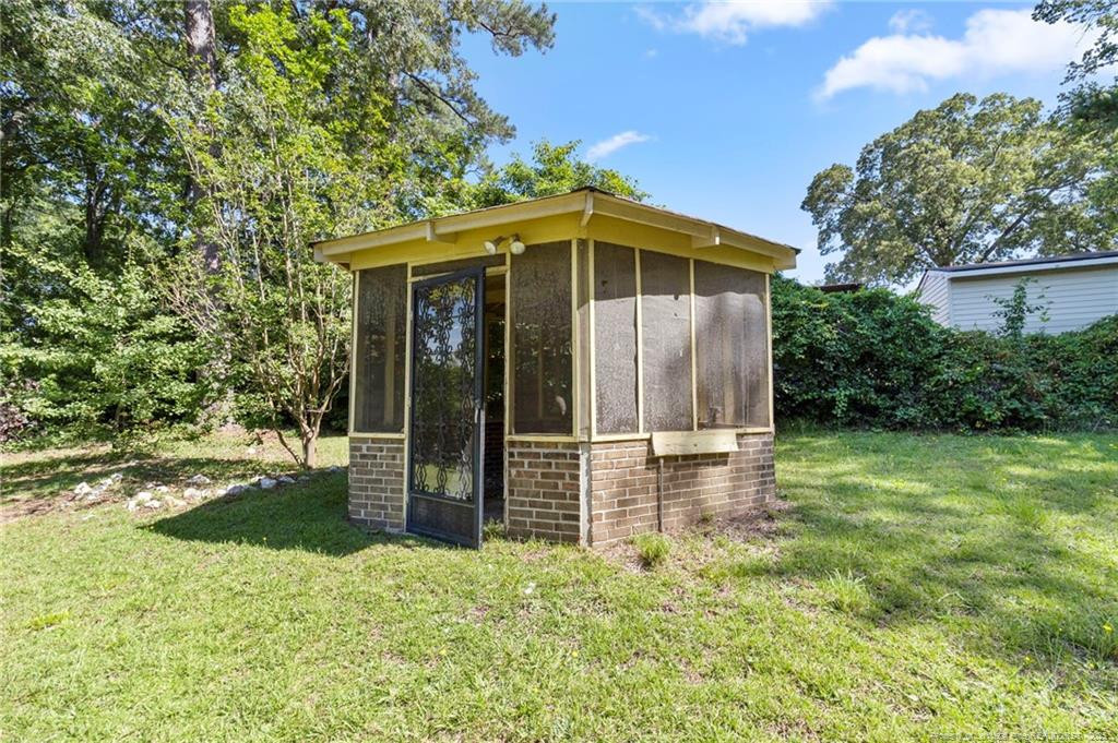 6302 Easthampton Court Property Photo 35