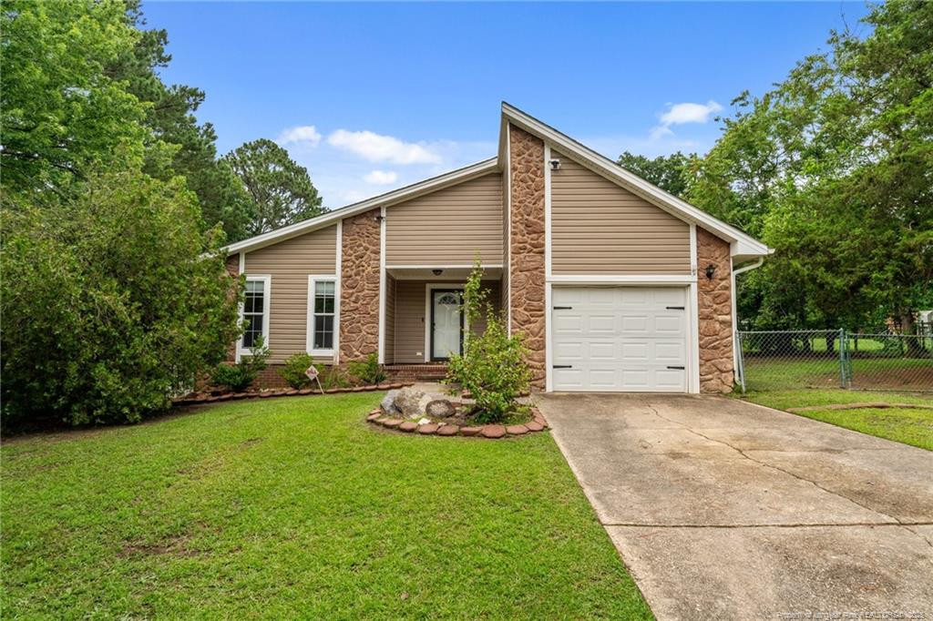 6305 Stoney Point Loop Property Photo 1