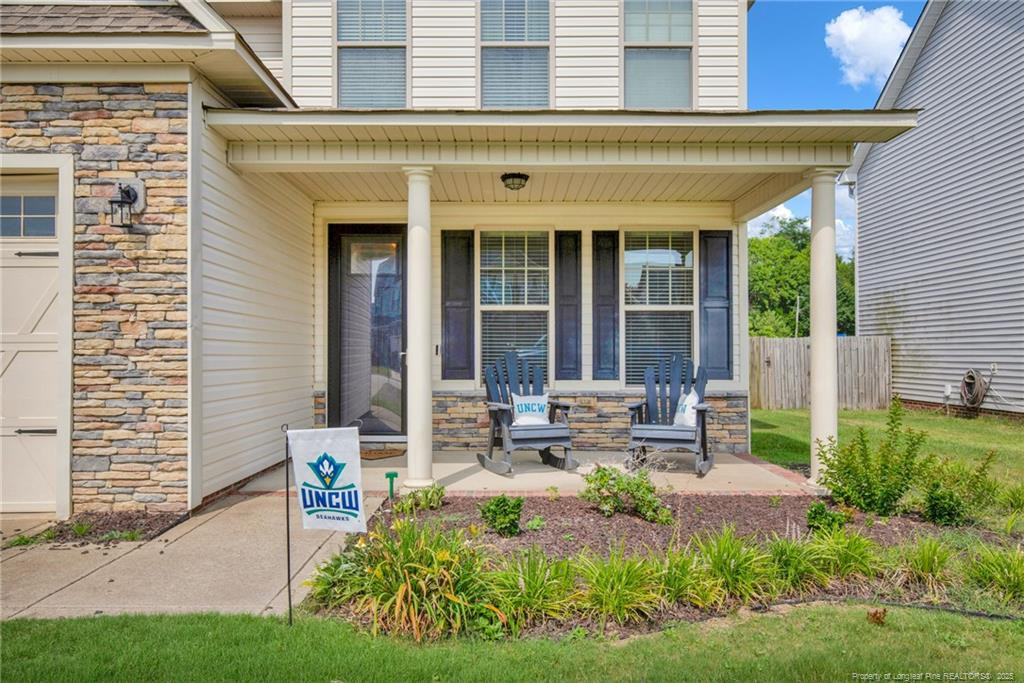 2409 Crosshill Street Property Photo 4