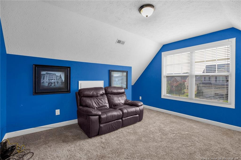 2409 Crosshill Street Property Photo 25