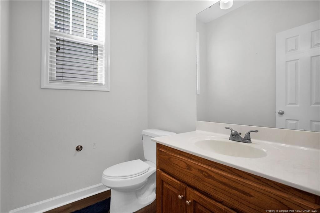 2409 Crosshill Street Property Photo 32