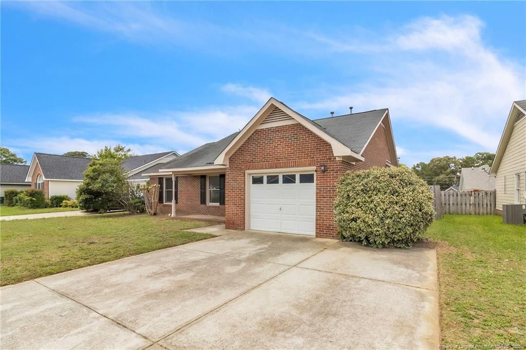 6324 Foxlake Drive Property Photo 3