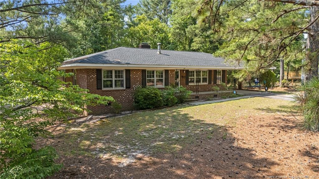 395 N Gaines Street Property Photo 1