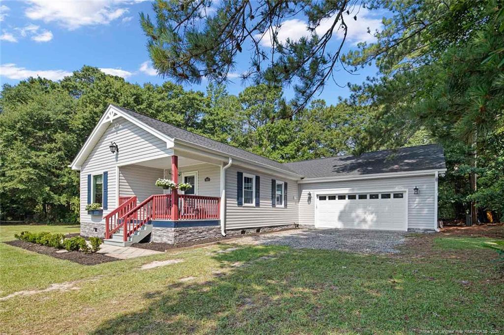7493 Glen Raven Drive Property Photo 5