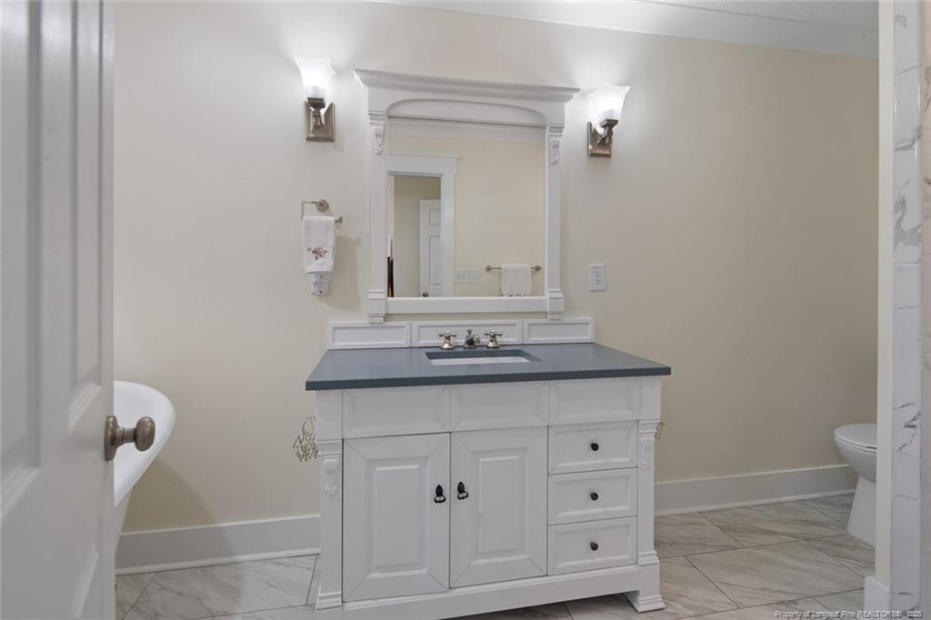 7493 Glen Raven Drive Property Photo 23