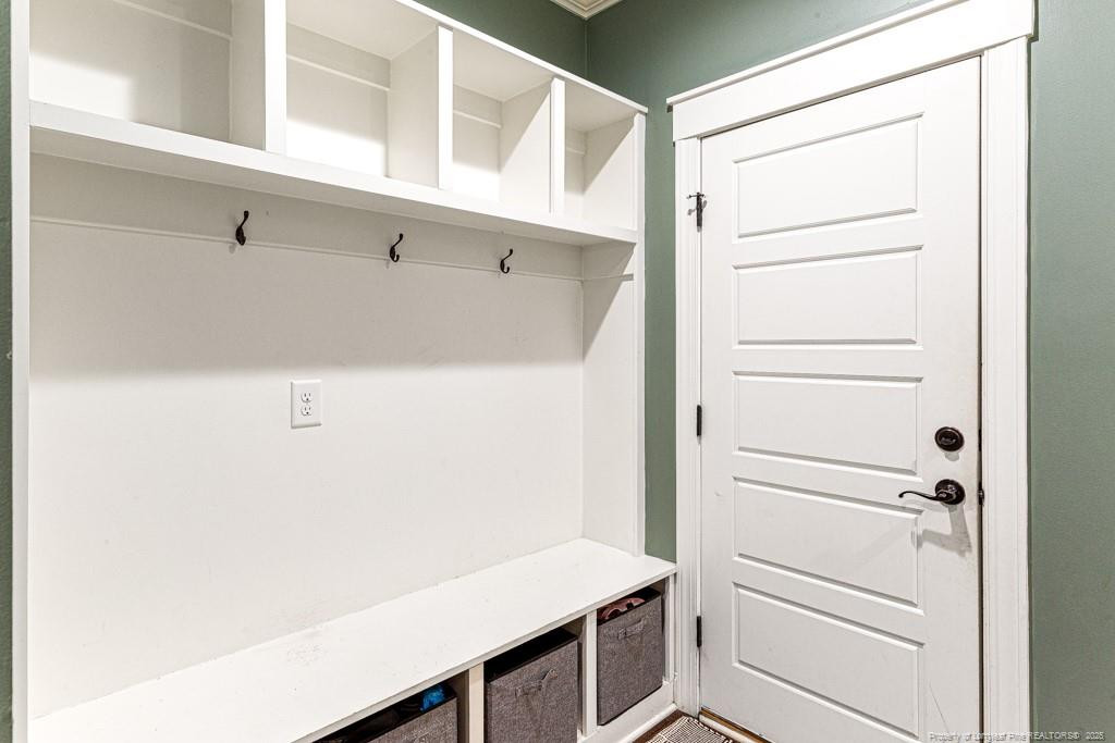 60 Lakeview Drive Property Photo 19