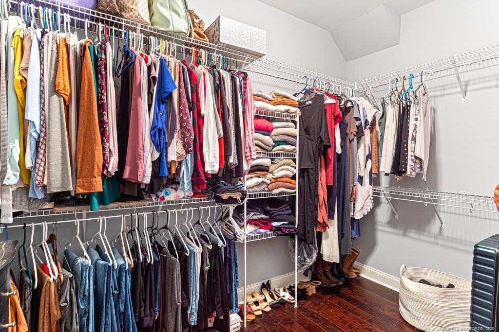 60 Lakeview Drive Property Photo 26