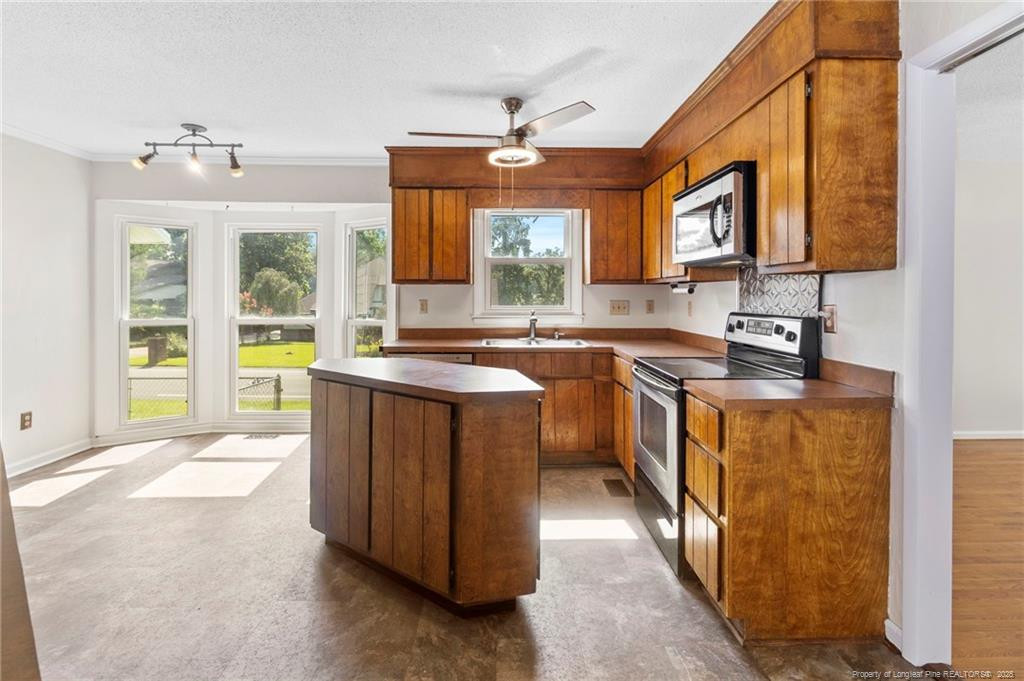 5801 Lagu Place Property Photo 11