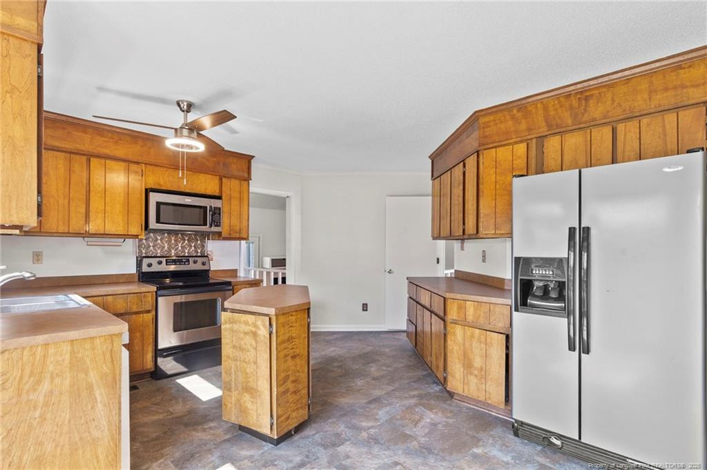 5801 Lagu Place Property Photo 13