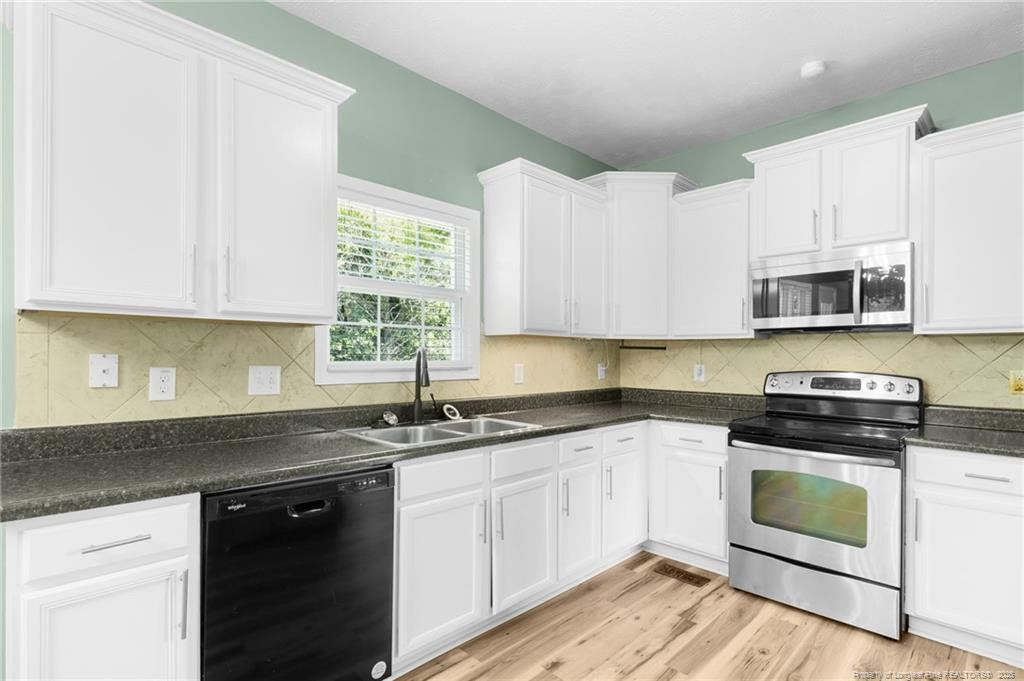 1621 Ellie Avenue Property Photo 10