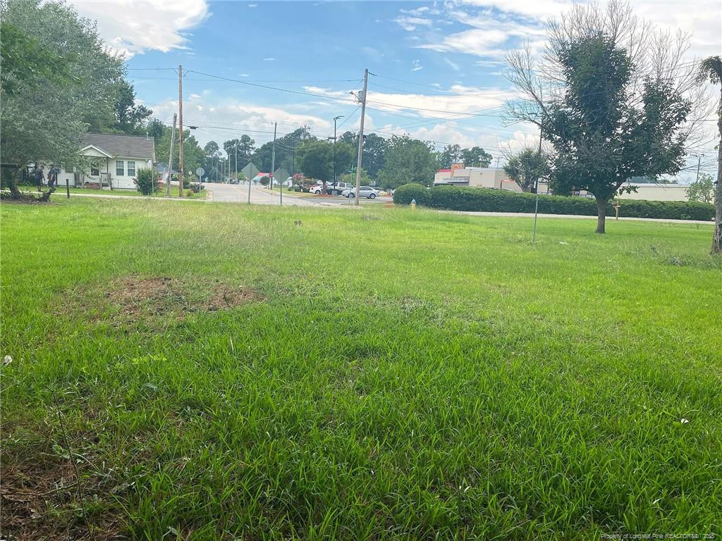 604 Middle Street Property Photo 5