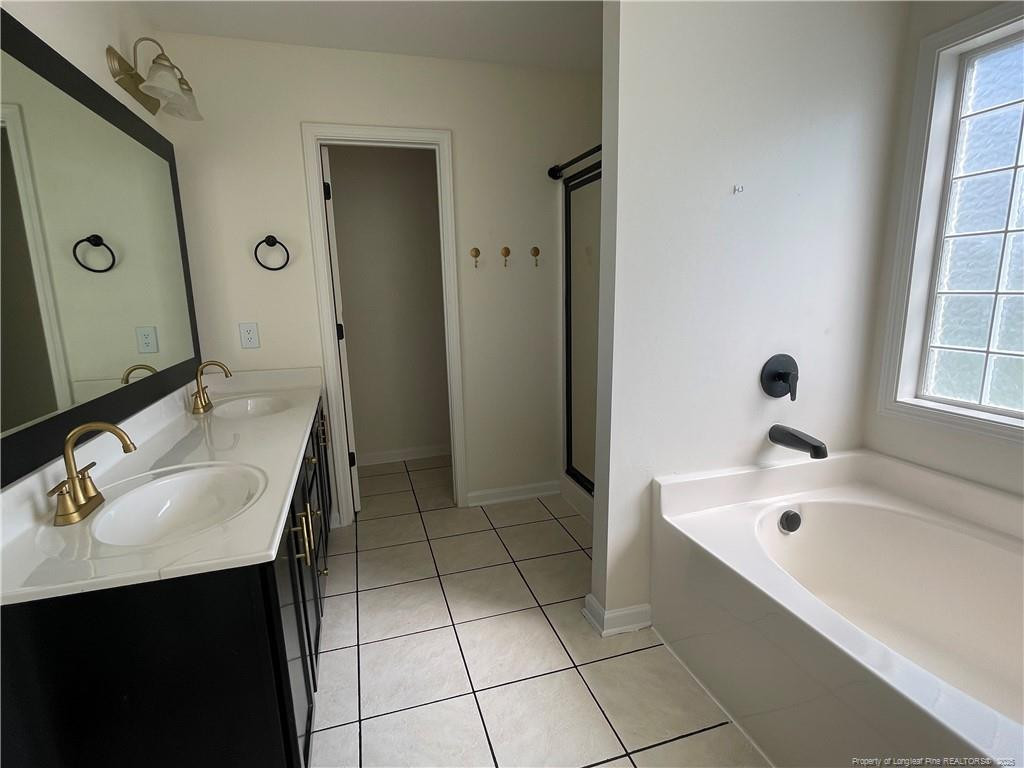 2235 Gray Goose Loop Property Photo 12