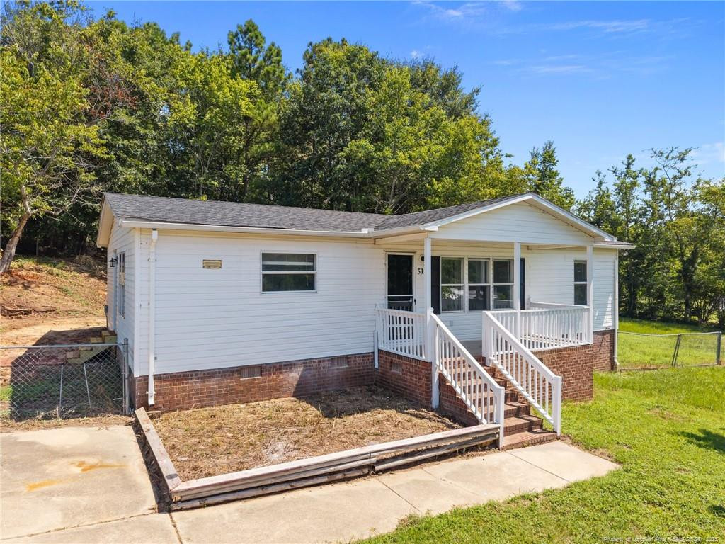51 Lexington Lane Property Photo 4
