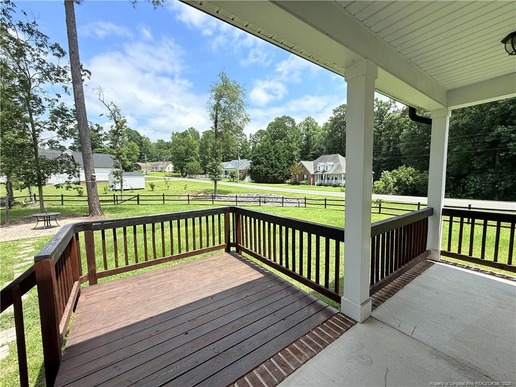 201 Crystal Drive Property Photo 23