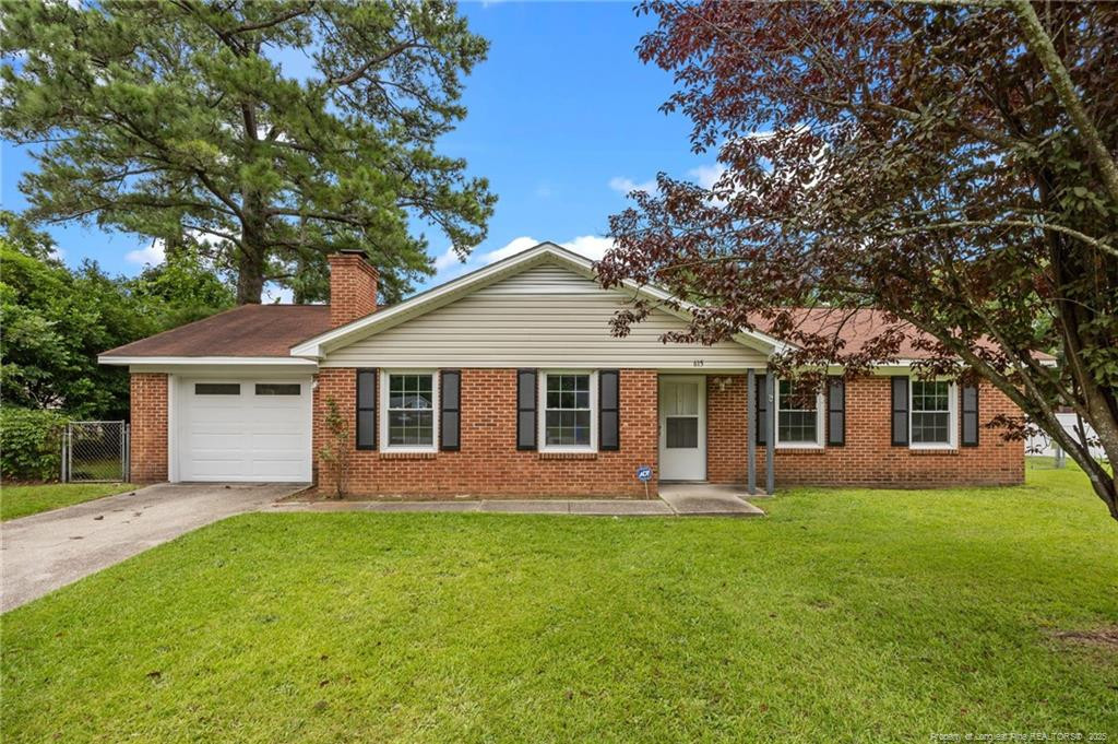 615 Wallingford Court Property Photo 1